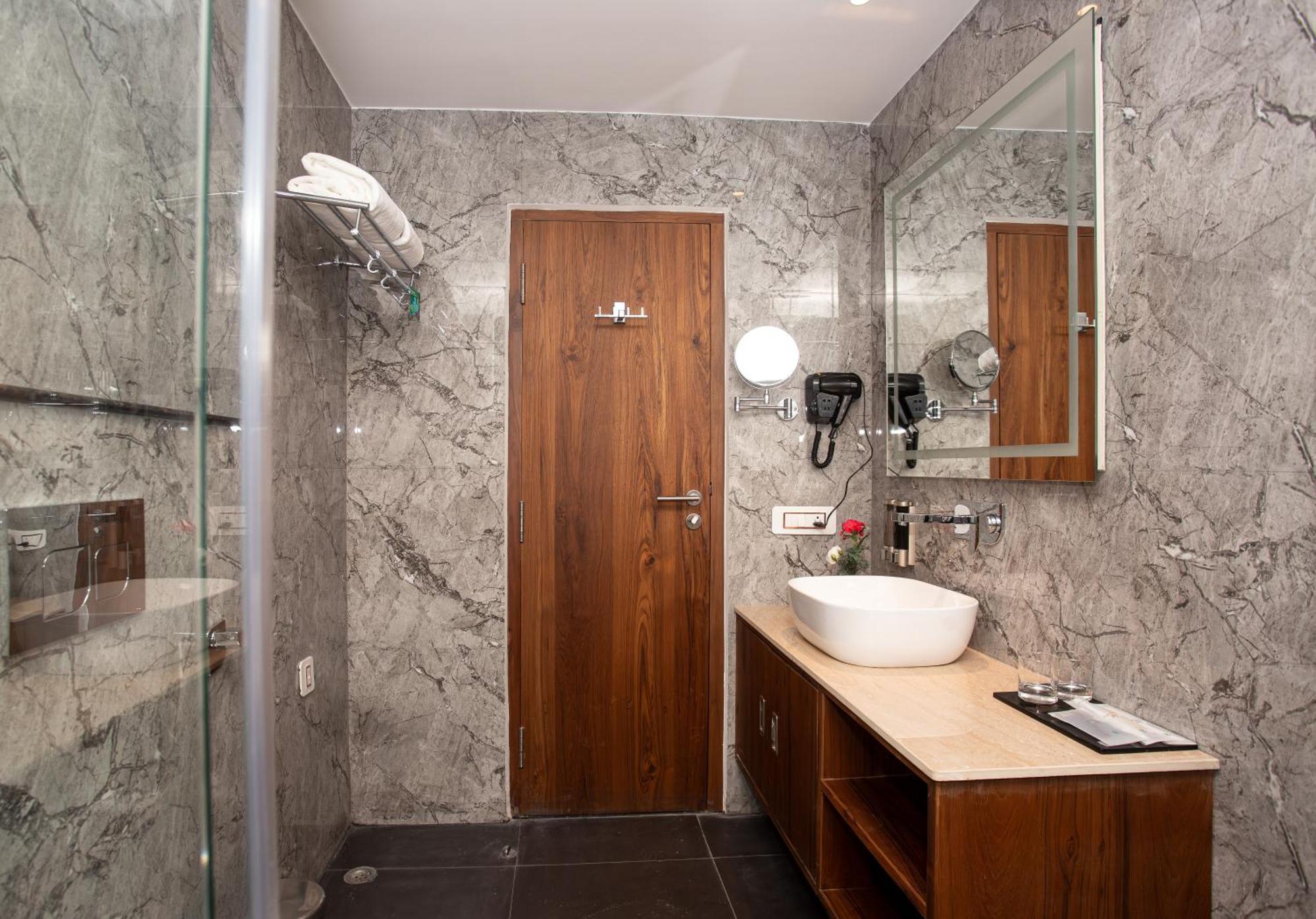 The Belvedere Himalayan Retreat, Mcleodganj, By Leisure Hotels МакЛеод Ганж Екстериор снимка